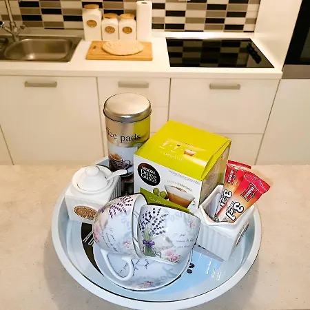 Rose, Centar דירה זאדאר